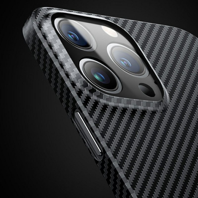 Kuori iPhone 14 Classic Carbon Fiber